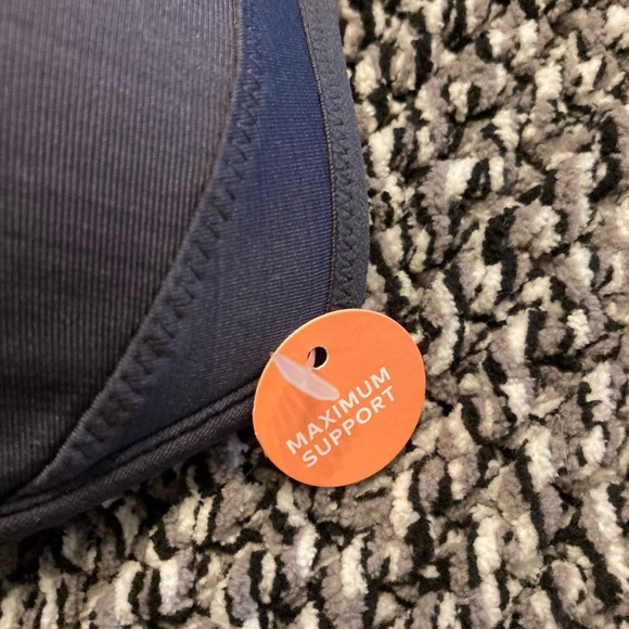 NWT Champion, Maximum support, Sports bra - Picture 2 of 10